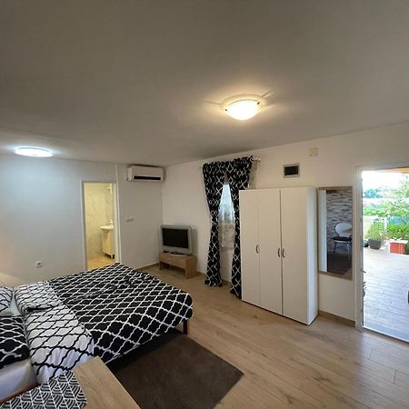 Apartment Mika Пула Экстерьер фото