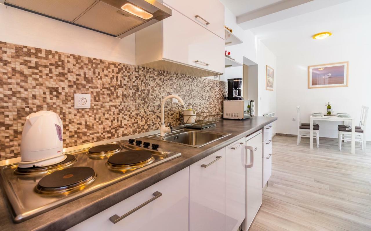 Apartment Mika Пула Экстерьер фото
