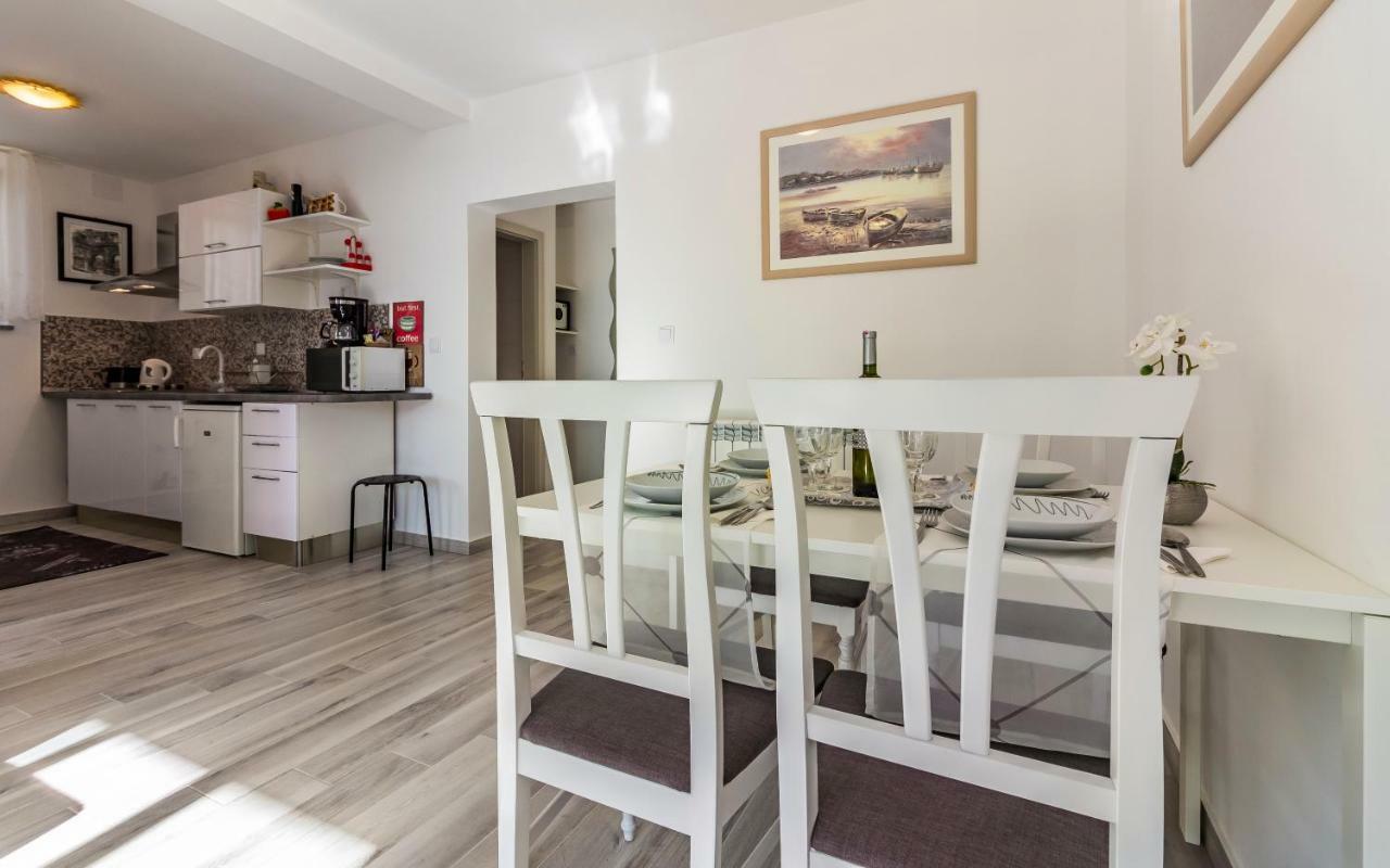 Apartment Mika Пула Экстерьер фото